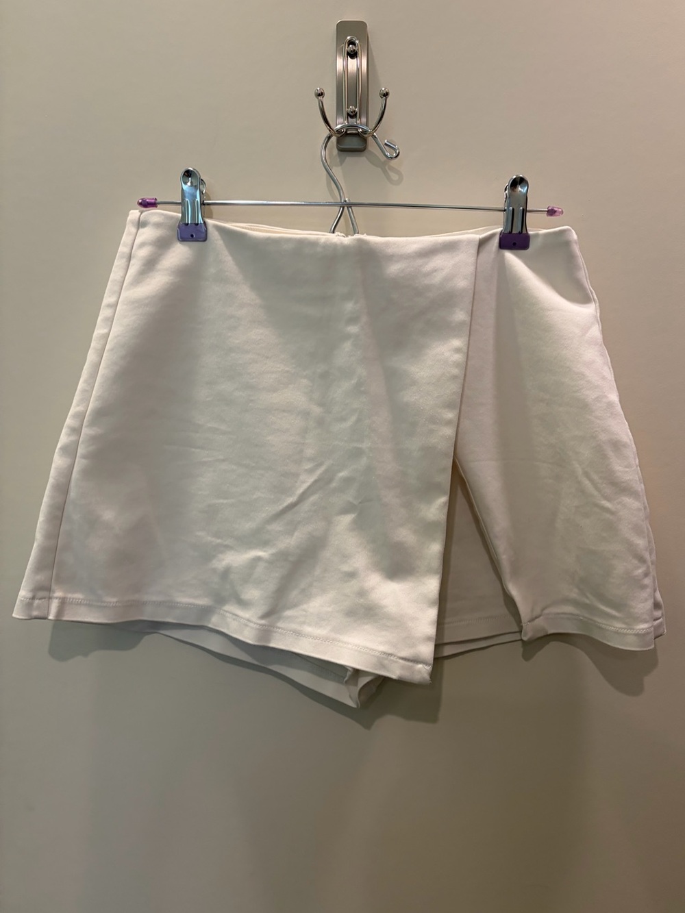 Gianni Bini White Skort